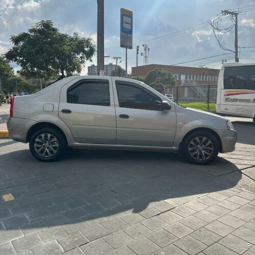 RENAULT LOGAN F.II ENTRY MT 1400CC AA - Image 3