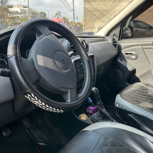 RENAULT LOGAN F.II ENTRY MT 1400CC AA - Image 12