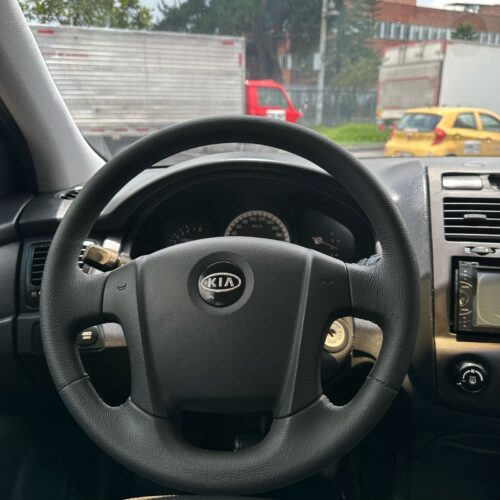KIA SPORTAGE 2.0 AT 2000CC - Image 14