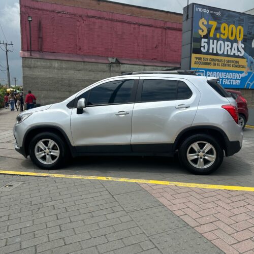 CHEVROLET TRACKER LS MT 1800CC MOD 2019 - Image 9