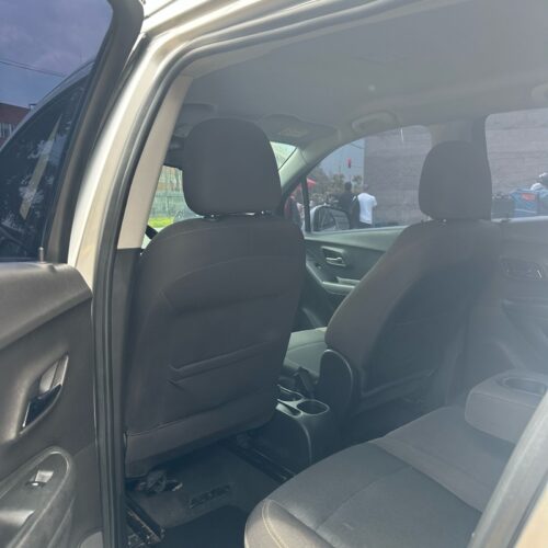 CHEVROLET TRACKER LS MT 1800CC MOD 2019 - Image 11