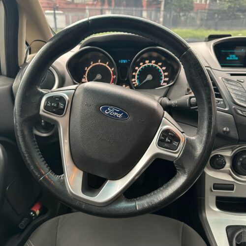 FORD FIESTA SPORTBACK SE MT 1600CC 4P MOD 2016 - Image 10