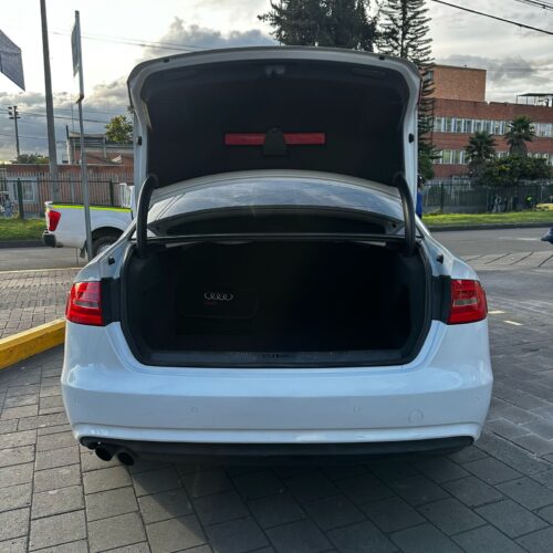 AUDI A4 B8 1.8 TFSI AMBITION MT 1800CC T MOD 2014 - Image 16
