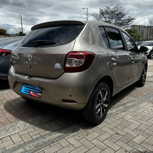RENAULT SANDERO DYNAMIQUE MT 1600CC AA 8V 2AB MOD 2018 - Image 6