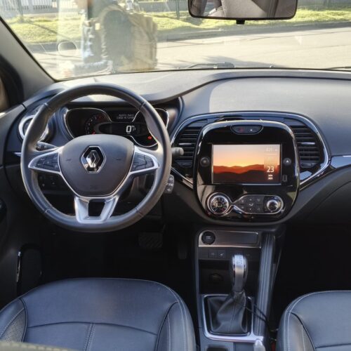 RENAULT CAPTUR ICONIC TP 1300CC T MOD 2023 - Image 10